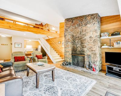 3 Bedroom 2BA Condo Vacation Rental in White Ridge A3, Teton Village, WY