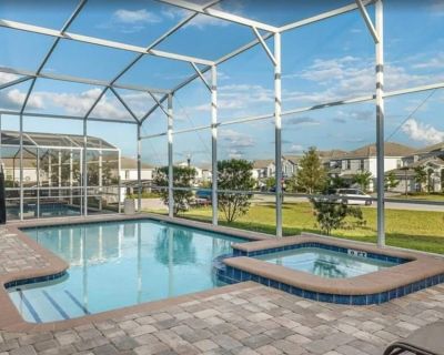 6 beds 5 bath condo vacation rental in Champions gate, FL