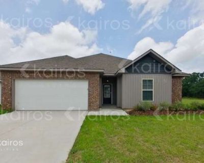 3 Bedroom 2BA 1482 ft Pet-Friendly Apartment For Rent in Lafayette, LA