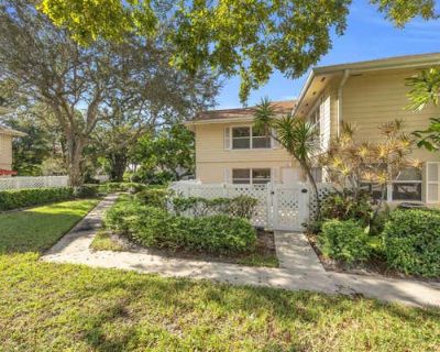 2 Bedroom 3BA 1374 ft Townhouse For Sale in WEST PALM BEACH, FL