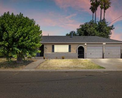 3 Bedroom 1BA 1308 ft Single Family Home For Sale in CERES, CA