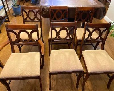 6 Dining Room Chairs