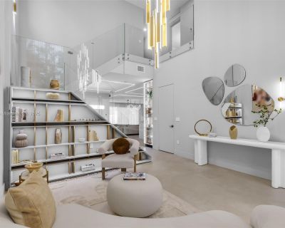 5 Bedroom 5BA 3113 ft Apartment For Rent in Doral, FL