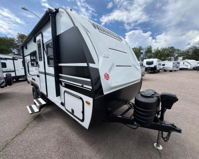 2025 Winnebago Micro Minnie 2108TB
