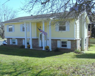 4 Bedroom 2BA 2200 ft Single Family House For Sale in Jasper, TN