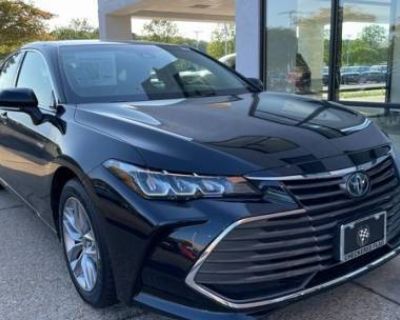 2021 Toyota Avalon Hybrid XLE