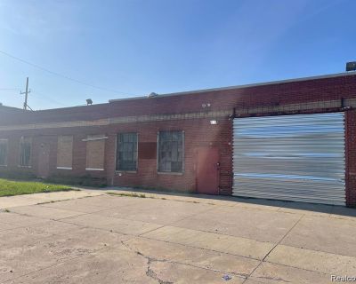 4150 ft Commercial Property For Sale in Dearborn Heights, MI
