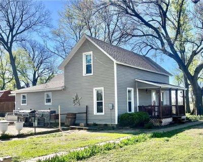 2 Bedroom 1BA 1074 ft Single Family Home For Sale in EDNA, KS