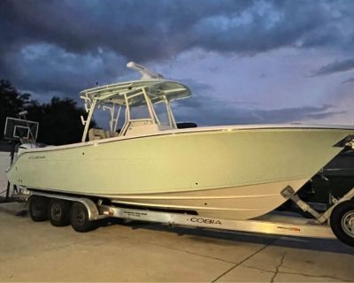 2017 Cobia 296 Dover, Fl 149900