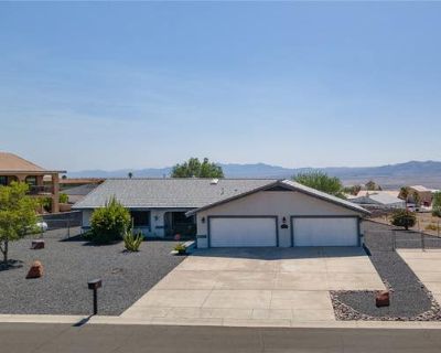 3 Bedroom 2BA 2125 ft Single Family Home For Sale in BULLHEAD CITY, AZ