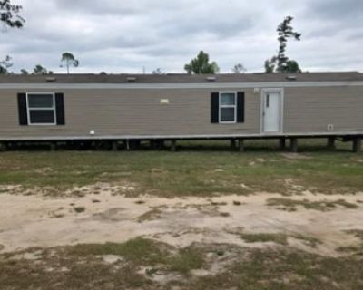 2 Bedroom 2BA 840 ft Mobile Home For Sale in Marianna, FL