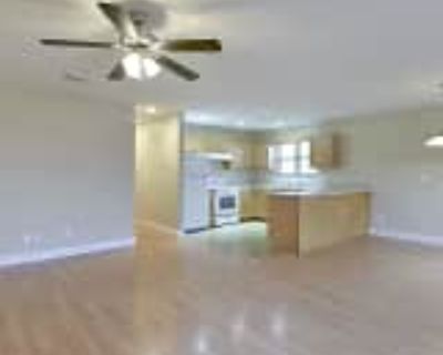 3 Bedroom 2BA 1500 ft² Apartment For Rent in Cabool, MO 1008 Parkway Ave unit B