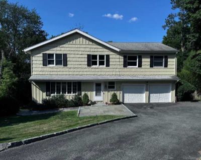 5 Bedroom 3BA 1976 ft Apartment For Rent in Norwalk, CT