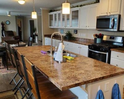 3 Bedroom 2BA 1904 ft Mobile Home For Sale in Pendleton, IN