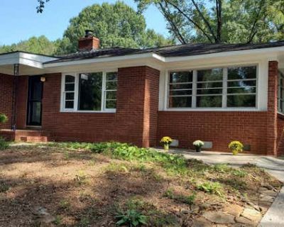 2 Bedroom 1BA 1448 ft Single Family Home For Sale in MARIETTA, GA