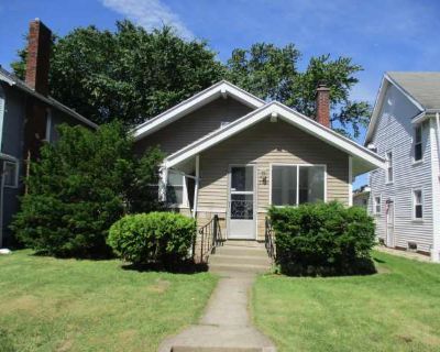 2 BEDROOM HOME!. image_url. Patio / balcony Garage Bbq/grill Range Refrigerator Unit Amenities patio / balcony range refrigerator Property Amenities parking bbq/grill garage. 2 Bedroom. 1 Bathroom. 864 ft