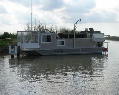 2007 House Boat Custom