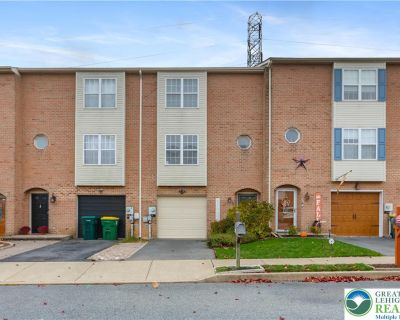 3 Bedroom 1BA 1656 ft Townhouse For Sale in Palmer TWP, PA