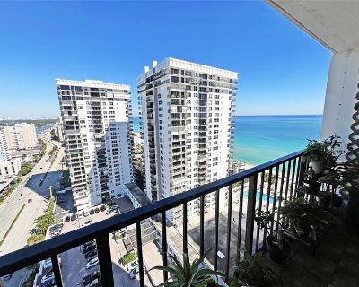 2 Bedroom 2BA 1250 ft Apartment For Rent in Hollywood, FL