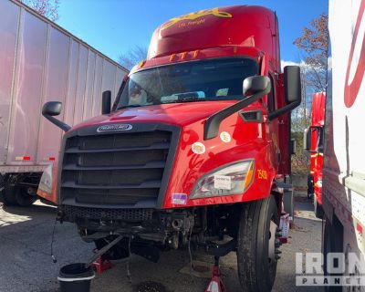 Detroit DD13 450 hp Engine, 2024 US EPA Label, Detroit DT12-1750-DH1 12-Speed Automated Transmission, 12000 lb Front Axle, 23000 lb Rears, 33000 lb GVWR, Engine Brake, 158 in Wheelbase, Air Suspension, 295/75R22.5, Air Sliding 5th Wheel, Dual Fuel Tanks