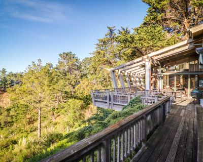 1 Bedroom 2BA House Vacation Rental in Elk Mid-Century - Main House, Elk, CA