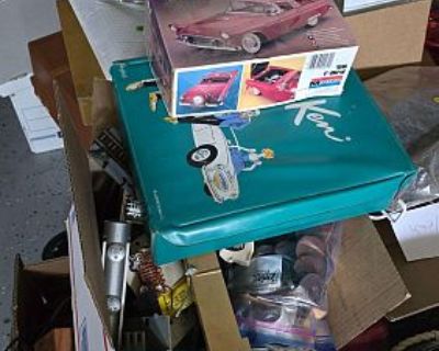 Multi-Family Yard Sale Toys, Vintage, Studio Gear, Fashion & More!