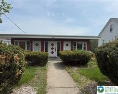 N Front St Apt A, Whitehall, Flat For Rent