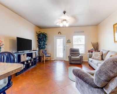Avg / night: $157. Dog-friendly condo with pool & gas grills - close to the beach | Located in Corpus Christi, TX | 4.42 Stars | 2 Bed, 2 Bath | Pet-friendly. Dog-friendly. Max 6 guests. Get a taste of island life at this condo in Corpus Christi, offering a shared pool, tiki lounge, and ample outdoor space with shared gas grills. You can prepare meals in the full updated kitchen, and wind down ...