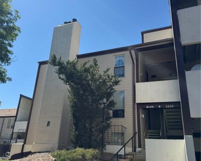 1 Bedroom 1BA 829 ft House For Rent in Aurora, CO