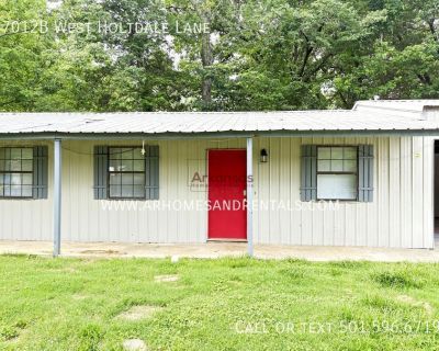 2 Bedroom 1BA 1000 ft Pet-Friendly Apartment For Rent in North Little Rock, AR