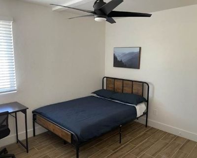 Private room with shared bathroom in a House, Mesa, AZ 85201