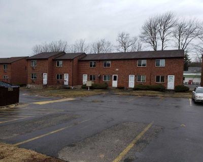 2 Bedroom 1.5BA 0 ft Pet-Friendly Apartment For Rent in Waterbury, CT