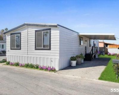 2 Bedroom 2BA 1440 ft Mobile Home For Sale in Bakersfield, CA