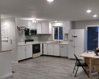 1 Bedroom 1BA 330 ft Apartment For Rent in Kent, WA