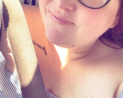 $600 /month. Age: 36 * Any pets?: No * Occupation: Professional * Gender: Female. Non-smoking room preferred. Pets are fine. No preference specified. Age preference: 18 - 99. Looking in: Kissimmee. Hi there! Looking for a roommate in Kissimmee starting January 1st, 2026. I'm seeking a room with a maximum rent of $600 and I'm happy to share with males or females of any age. I'm a 36-year-old pro...