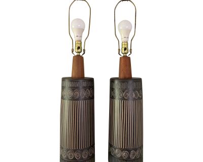 Vintage Monumental Jane & Gordon Martz Sgraffito Ceramic Teak Table Lamps a Pair