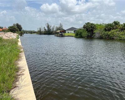 Lots and Land For Sale in Cape Coral, FL