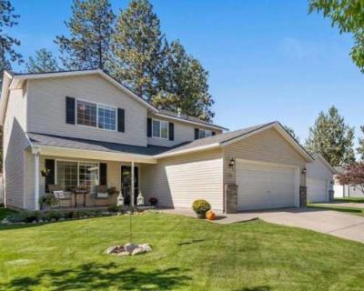 4 Bedroom 2.5BA 2031 ft Apartment For Rent in Coeur d'Alene, ID