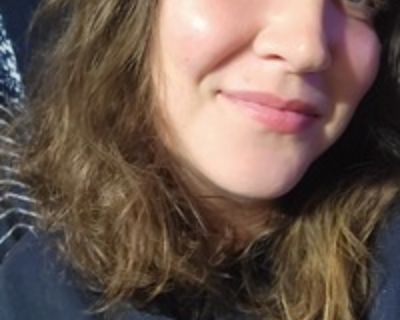 Juliet D is looking for a New Roommate in Portland with a budget of $900.00