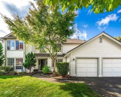 4 Bedroom 2.5BA 2670 ft Apartment For Rent in Federal Way, WA