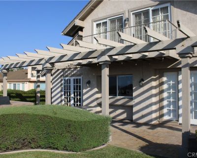 4 Bedroom 3BA 3049 ft Apartment For Rent in Newport Beach, CA