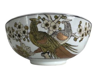 1960s Gold-Imari Green and White Birds of Paradise Center Bowl