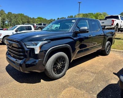 2023 Toyota Tundra 4X4 SR5 4DR Crewmax Cab Pickup SB