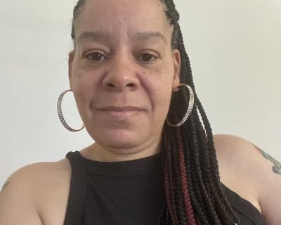 $600 /month. Age: 50 * Any pets?: No * Occupation: Other * Gender: Female. Non-smoking room preferred. Pets are fine. Females preferred. Age preference: 35 - 50. Looking in: Aberdeen , Aberdeen Proving Ground , Abingdon , All Baltimore , Annapolis , Annapolis Junction , Arnold , Baldwin , Baltimore , Barclay , Bel Air , Belcamp , Benson , Bentley Springs , Boring , Bradshaw , Brooklandville , B...