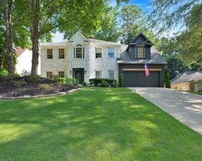 Pinehollow Ct, Alpharetta, Home For Sale