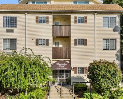 1 Bedroom 1BA 871 ft Condo For Sale in Eastchester, NY