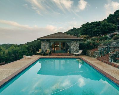 Skilled Swimming Pool Builder in Sterling, VA