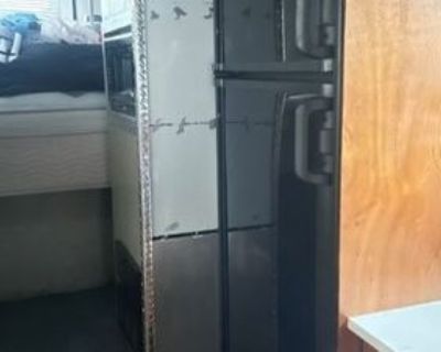 2005 Silverado 4 Horse Trailer With Living Quarters & 1999 International L26 Western Hauler