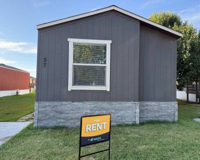 3 Bedroom 2BA 960 ft Mobile Home For Rent in Wichita, KS