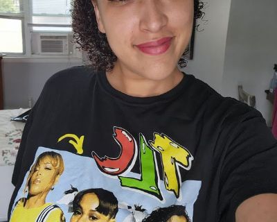 Yesenia - Needs an Apartment on iROOMit or a Room